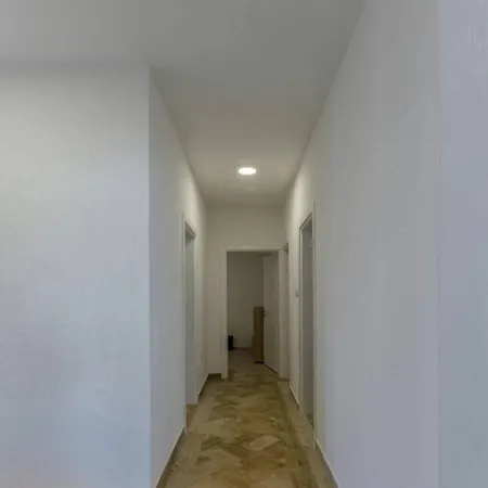 Vila Lana *